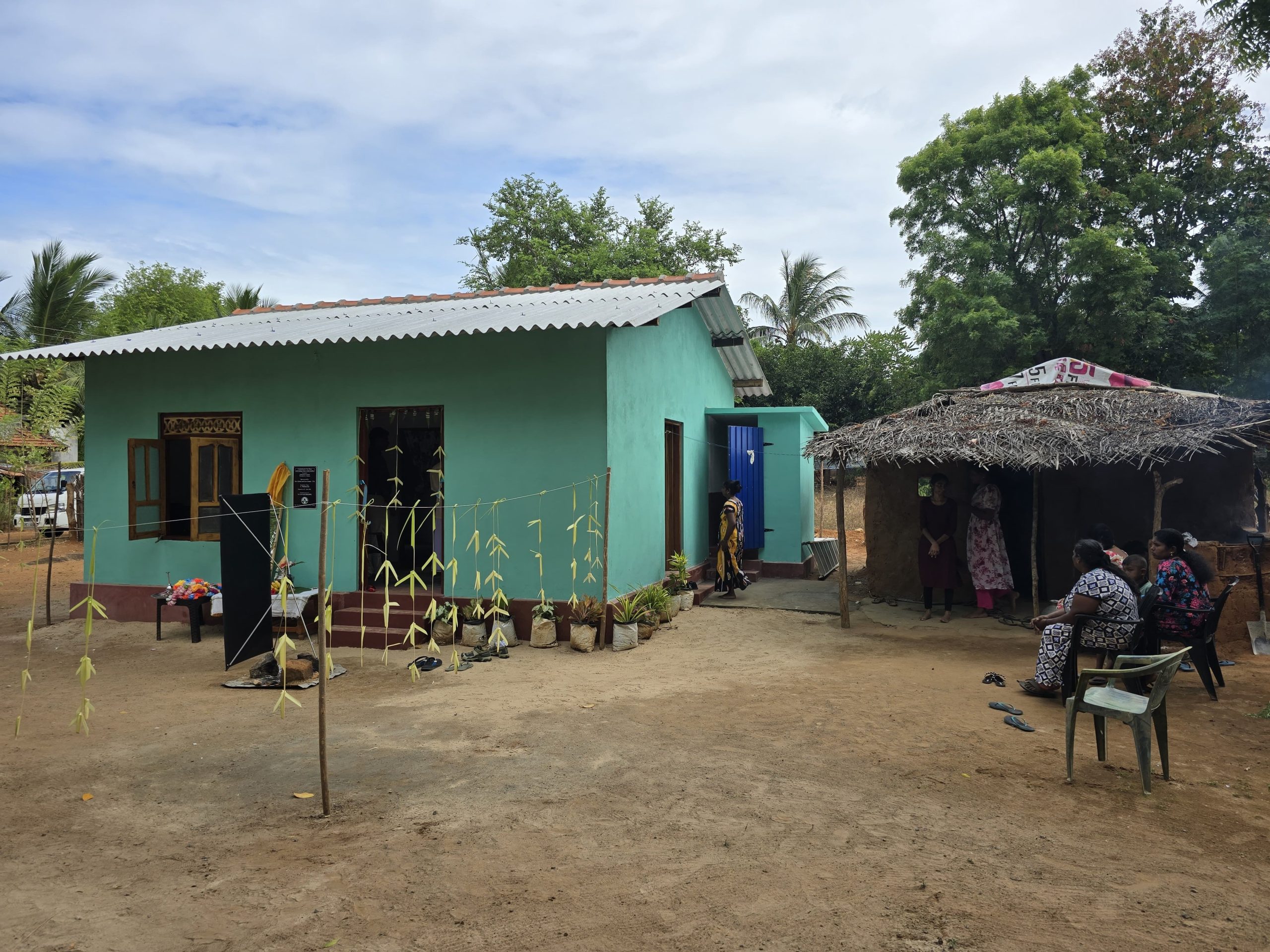 build a home for poor family in sri lanka