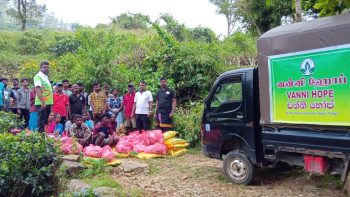 Emergency food relief provided by Vanni Hope Sri Lanka to families in Dothal Oya Estate, Kegalle District after flooding and landslides